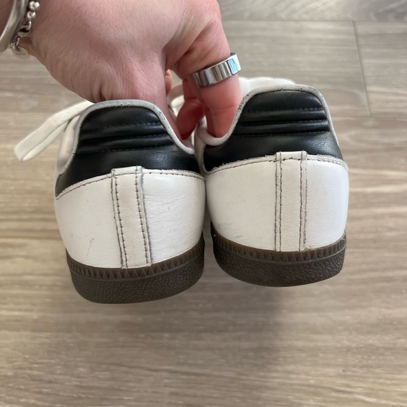 Adidas Samba Size 6 - Picture 5 of 8
